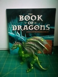 FOREST DRAGON FANTASY TOY FIGURE By Safari LTD 2010 (Green Wings) + DRAGON BOOK! - Picture 1 of 12