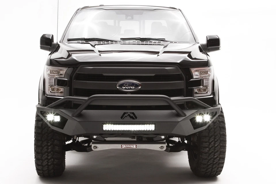 Fab Fours FF15-D3252-1 Vengeance Front Bumper Fits 15-17 F-150 - Imagem 1 de 1
