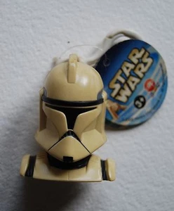 STAR WARS KEYCHAIN PORTACHIAVE PORTACARAMELLE 2002 HASBRO 6 X 5 CM - Picture 1 of 1