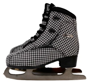 Roces Ladies Ice Skates Brits Eu 37 White-Black Ice-Skating Winter Sports CH20 - Picture 1 of 2