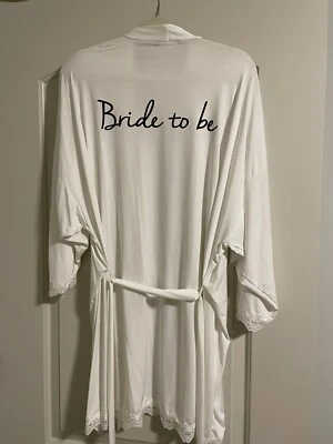 Bata de novia Boohoo  Foto 1 de 3