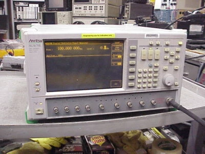 Generador de señal de modulación digital Anritsu MG3670B 300 KHz a 2250 MHZ Foto 1 de 4