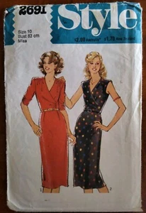 Vintage 1970's STYLE 2691 Dress Cross-over Wrap Style Bodice Pattern Size 10 CUT - Picture 1 of 3
