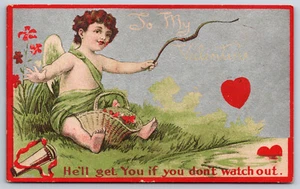 A28 Vintage Postkarte Valentinstag Valentinstag Cherub Peitsche Flügel Herz Bakset - Bild 1 von 2