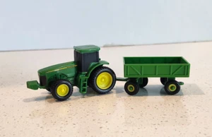 Juego de tractor e implementos ERTL John Deere 1/64 - Imagen 1 de 10