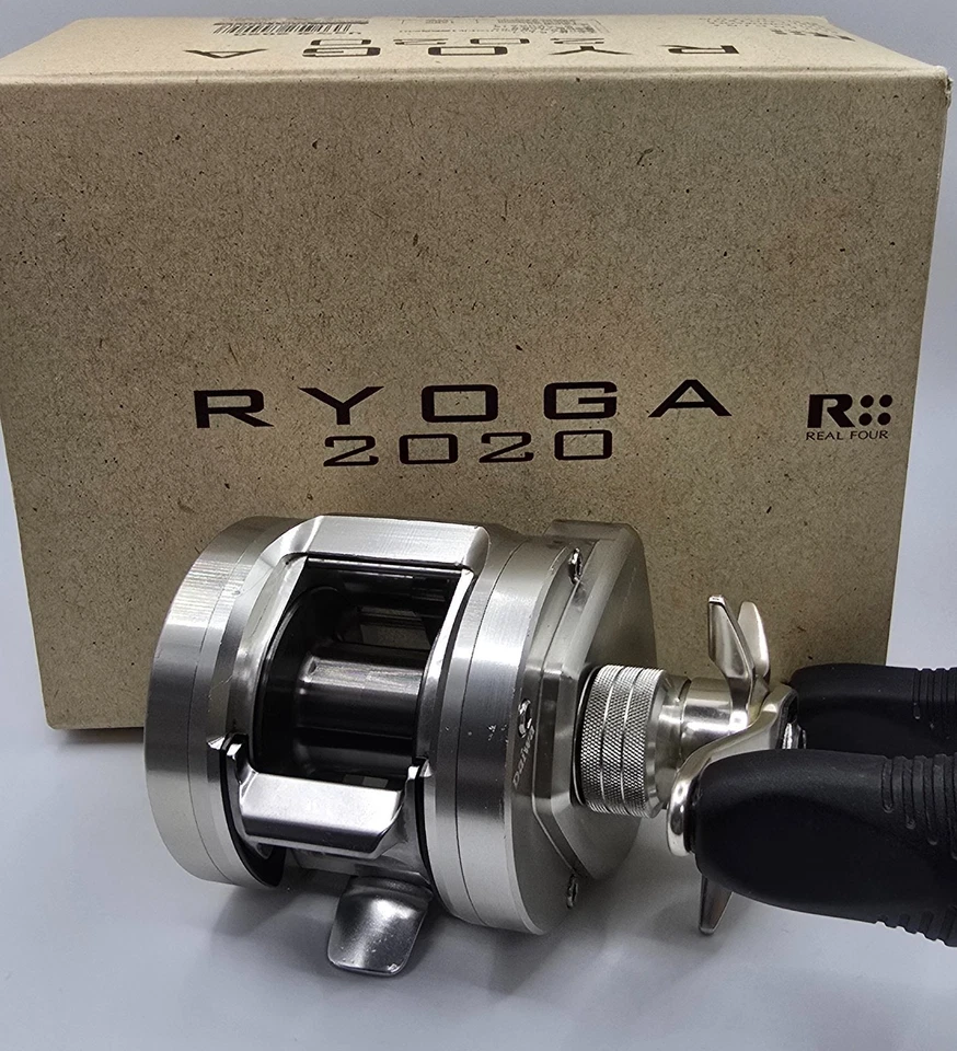 Daiwa Ryoga 2020 Baitcast Reel Right Hand from Japan - image 1 of 4