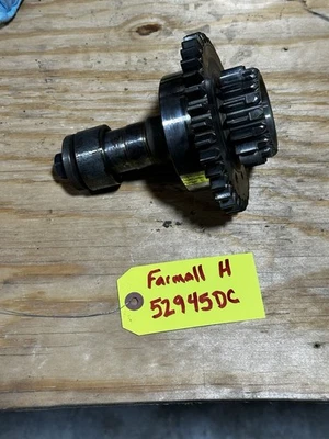 Farmall H Transmission Drive Shaft 18T & 35T - 52945DC - Image 1 of 4