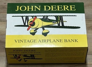 Vintage 1993 Spec Cast John Deere Vintage Flugzeug Bank Travel Air Modell 37516 - Bild 1 von 1