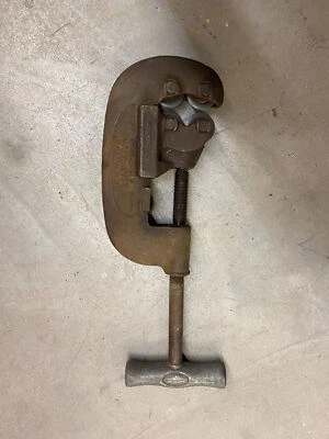 Rigid - Pipe Cutter - # 42 - Four Wheel Heavy Duty - 1/2" To 2" Capacity - Image 1 of 4