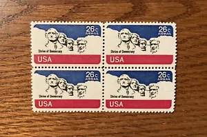 Block of 4 26¢ U.S. Stamps: Shrine of Democracy (Mount Rushmore) - Picture 1 of 1