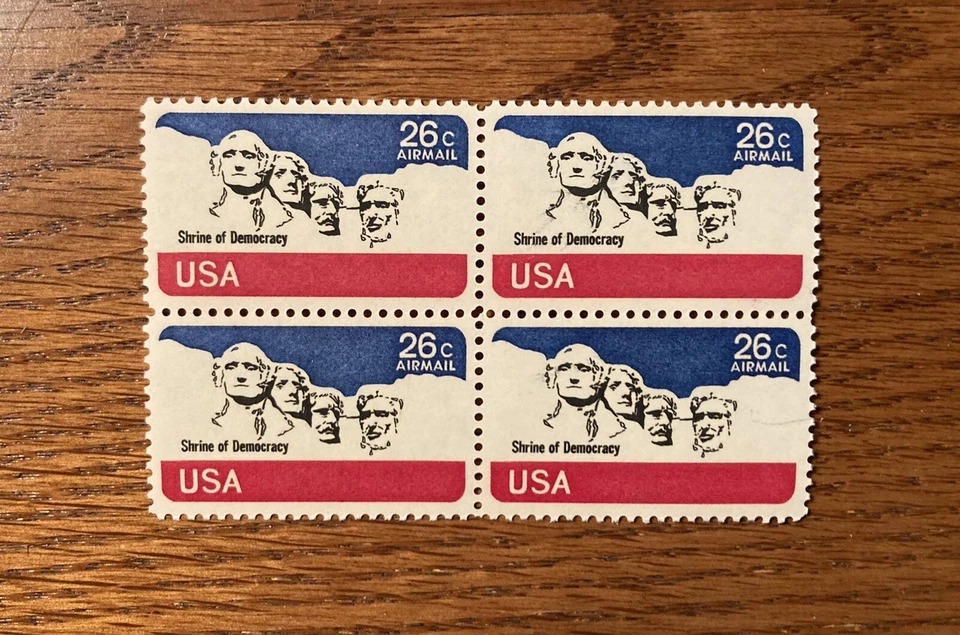 Block of 4 26¢ U.S. Stamps: Shrine of Democracy (Mount Rushmore) - Image 1 of 1
