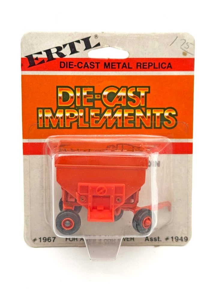 1/64 Case Orange Gravity Wagon - Image 1 of 1