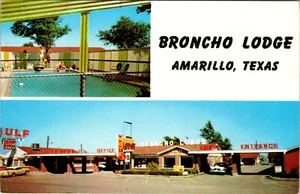 AMARILLO, TEXAS - BRONCHO LODGE - ROUTE 66 - VINTAGE POSTCARD - Picture 1 of 2