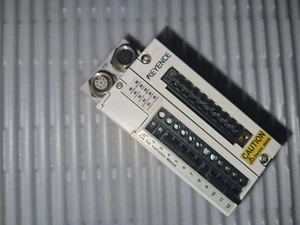 Keyence SL-R11 SLR 11 ** TOP ** - Picture 1 of 4