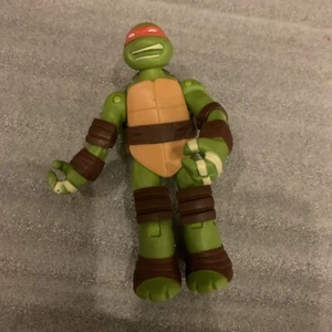 Figurina Viacom Playmates 2013 "Michelangelo" Teenage Mutant Ninja Turtle 4,5" - Foto 1 di 3