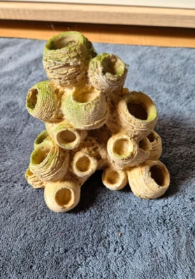 Aquarium Deko SEEPOCKEN Höhle Dekoration Zubehör Krebse Garnelen Barsche - Bild 1 von 2