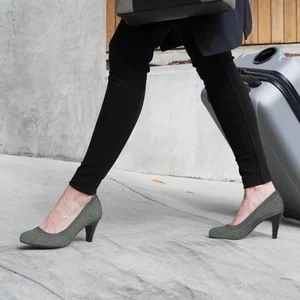 Tacón gris para mujer Betabrand Late to the Gate talla 9,5 - Imagen 1 de 13