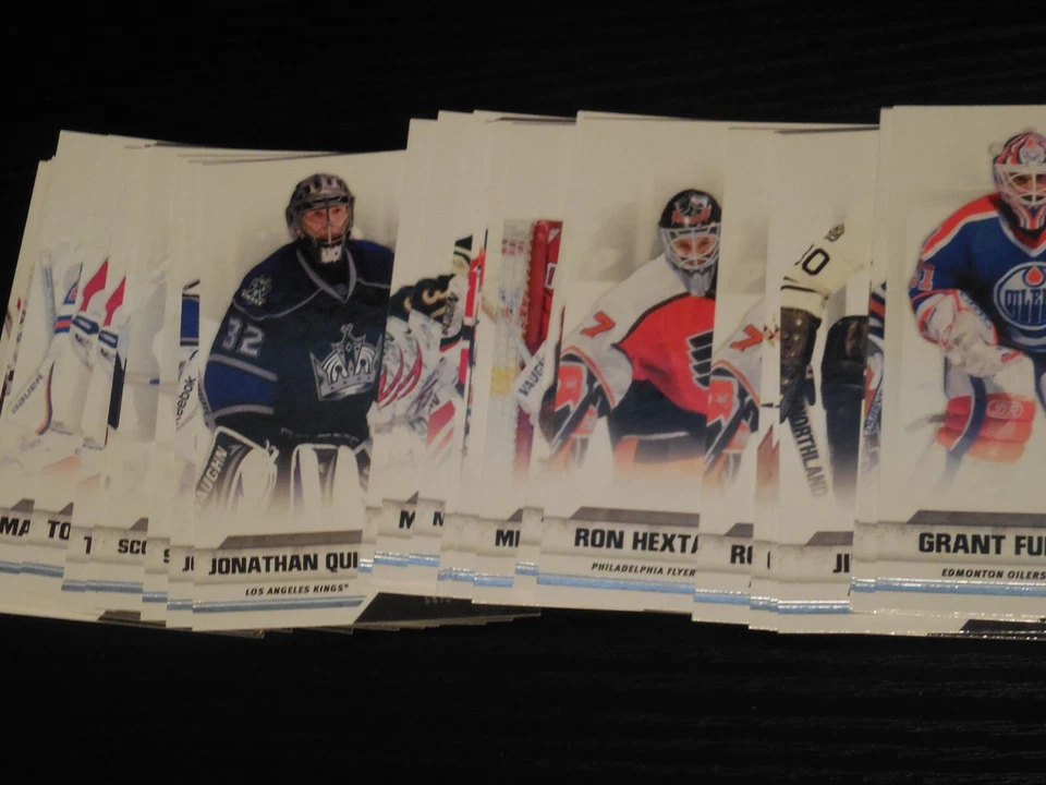 2010/2011 Panini All Goalies base cards  1-100 & Sweater Stoppers U PICK - Image 1 of 4