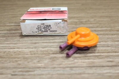 Ford E8TZ9B963A EMSSN PARTE 1990-97 Ford Ford F-350 F-250 E-350/E-350 Super Duty Foto 1 de 3