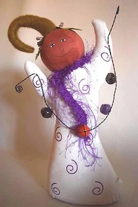 Kürbiskopf ausgefallen Halloween Wildleder Leder Stoff Puppe Glocken bemalt Deko  - Bild 1 von 8