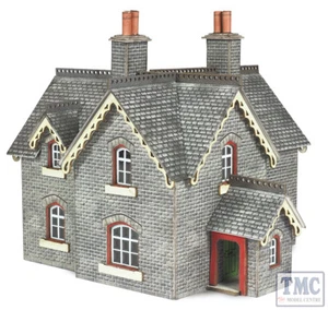 PN935 Metcalfe N Gauge Settle - Carlisle Station Masters House Card Kit - Picture 1 of 1