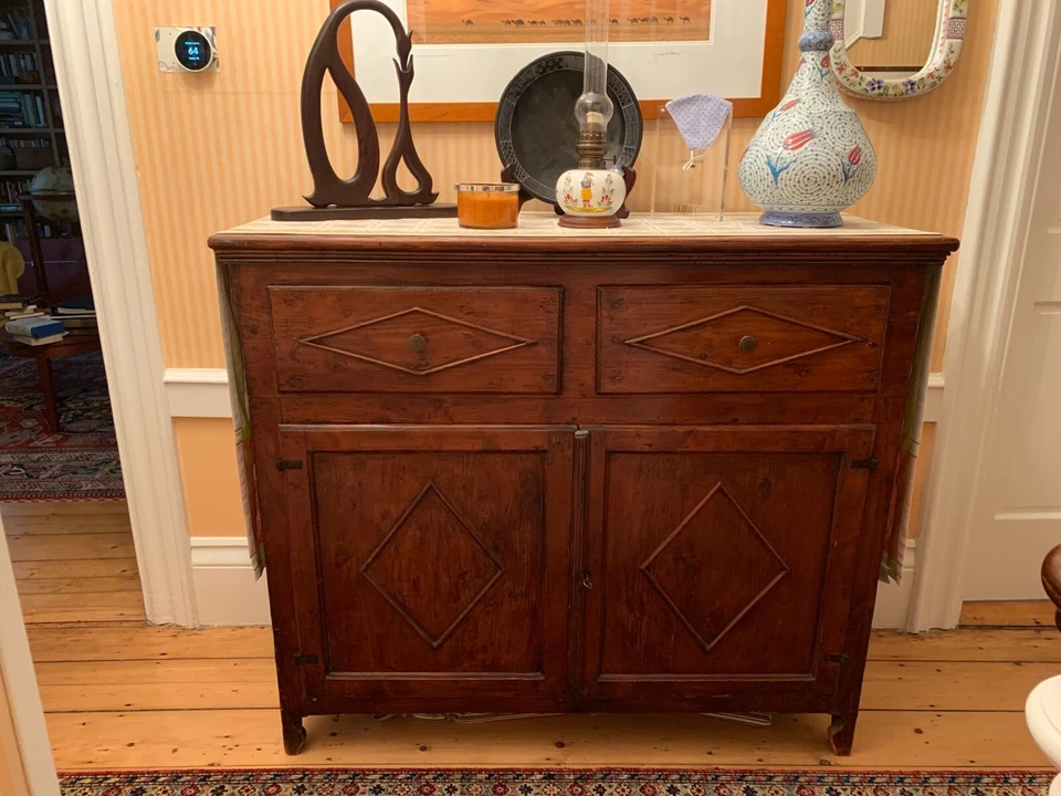 Aparador italiano antiguo años 1800  Foto 1 de 3