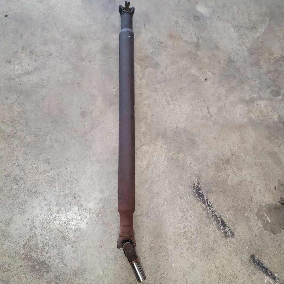 2008 GMC Yukon XL Denali Rear Drive Shaft - Image 1 of 4