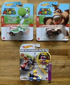 (SIGILLATO) Pacchetto Hot Wheels, Nintendo Super Mario Kart, Donkey Kong, Wario, Yoshi - Foto 1 di 9