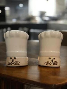 Chef Hat Salt and Pepper Shakers Set Large Kitchen Cook  - Picture 1 of 8