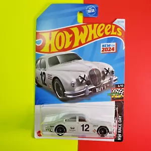 2024 Hot Wheels #127 HW Race Day Jaguar MK1 Gray - Picture 1 of 6