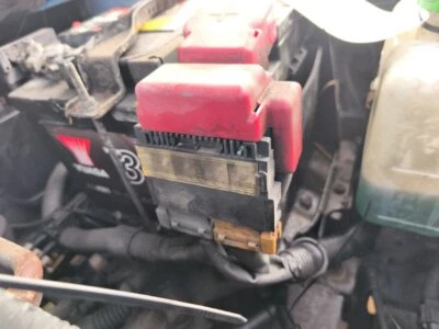 SUZUKI SWIFT 2011-2017BATTERY FUSE CLAMP RELAY - Image 1 of 3