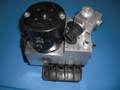 1999-00-01-2002-2003-2004-2005-2006 MERCEDES-BENZ W220 S430 S500 S600 ABS PUMP   - Image 1 of 4