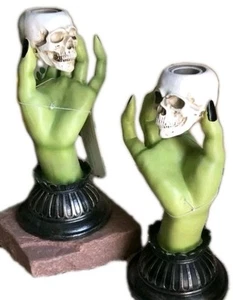 2 Martha Stewart HEXENHÄNDE SKULL KEGEL KERZENHALTER HALLOWEEN Gothic NEU - Bild 1 von 7
