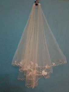 ivory veil 2 tier elbow length with comb embroidered bow edge v574 - Picture 1 of 4
