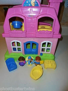 FISHER PRICE LITTLE PEOPLE FAMILY HAPPY SOUNDS DOLLHOUSE HOUSE FIRST HOME LOT - Picture 1 of 5