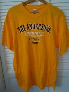 CAMISA AMARILLA GILDAN THE ANDERSONS HERITAGE 1947 TALLA L CON ETIQUETA - Imagen 1 de 4