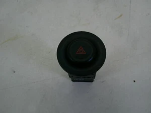 INTERRUPTOR DE PELIGRO MAZDA MX-5 1998-2005 - Imagen 1 de 7