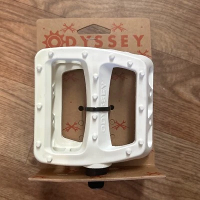 Odyssey Twisted PC Pedals - Platform, Composite/Plastic, 9/16", White - Image 1 of 4
