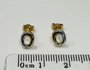9ct Gold Diamond 2-Colour Love Heart Stud Earrings UK Hallmark New - Picture 1 of 3