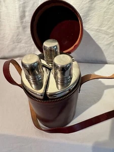 Leather Triple Flask Holder with caps - Vintage - Good condition.  Rare triple! - Picture 1 of 6