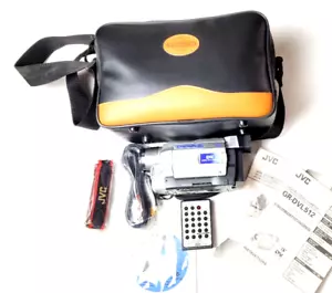 Videocámara con zoom digital JVC GR-DVL512U DSC 400x con batería, cargador, extras remotos - Imagen 1 de 22