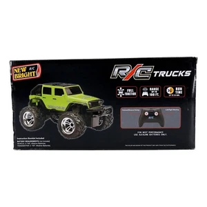 New Bright Jeep Wrangler R/C Truck Full Function 49 MHz Green #1688  For 6+ Age - Picture 1 of 7