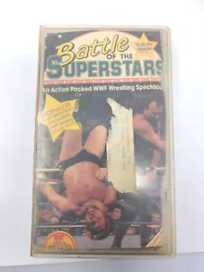 Coliseum Video WWE WWF 1990 Battle Of The Superstars VHS PREOWNED - Foto 1 di 6