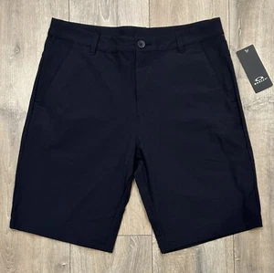 OAKLEY Men’s Chino Stretch Take Pro Golf Shorts 32x10 Black Regular Fit NEW - Picture 1 of 16