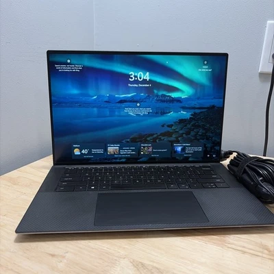 Dell Precision 5550 15.6" CORE i7-10850H 2.7G 32GB 512GB SSD NVIDIA T1000 W11P Foto 1 de 4