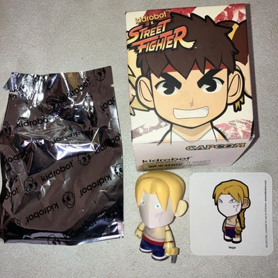 Kidrobot Street Fighter Vega Coleccionable NUEVO  Foto 1 de 4