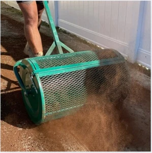 Landzie Lawn & Garden Spreader for Compost, Peat Moss, Top Soil, Mulch, and More - Picture 1 of 10
