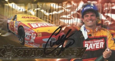 CHAD LITTLE 亲笔签名 1995 年新闻通行证 OPTIMA XL 比赛 NASCAR 交易卡 #29 — 第 1/2 张图片