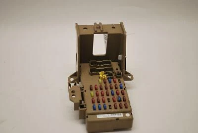 SUBARU WRX STI 2015-2016 2,5 L panel de tablero cabina distribución fusibles relé caja OEM Foto 1 de 3