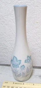 Vintage Toyo Japan 7 Zoll Keramik Vase blau Blume Blumenmuster schönes Dekor - Bild 1 von 6